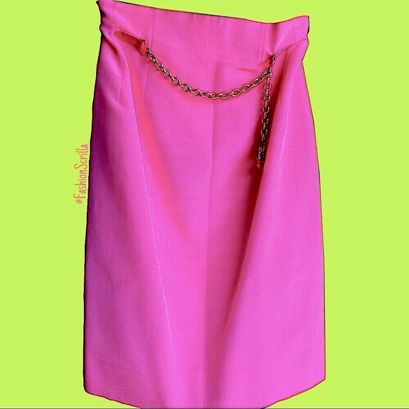 Celine Paris Vintage Barbie Pink Skirt With Attached medallion Chain Logo Belt - Picture 6 of 16